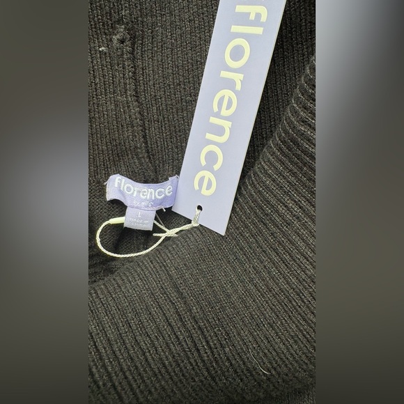 Wide Leg Foldover Pants - Picture 7 of 9